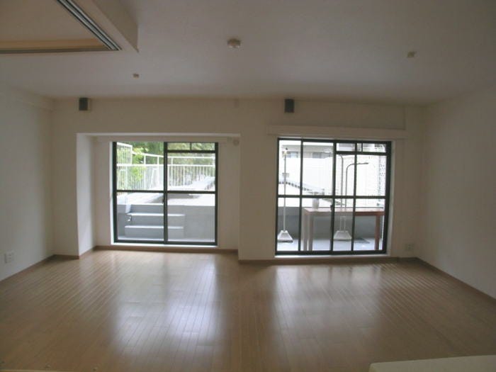 全部屋に設置された窓からはいる自然光