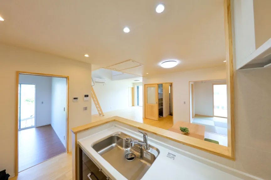 地震に強いテクノストラクチャー構造の平屋