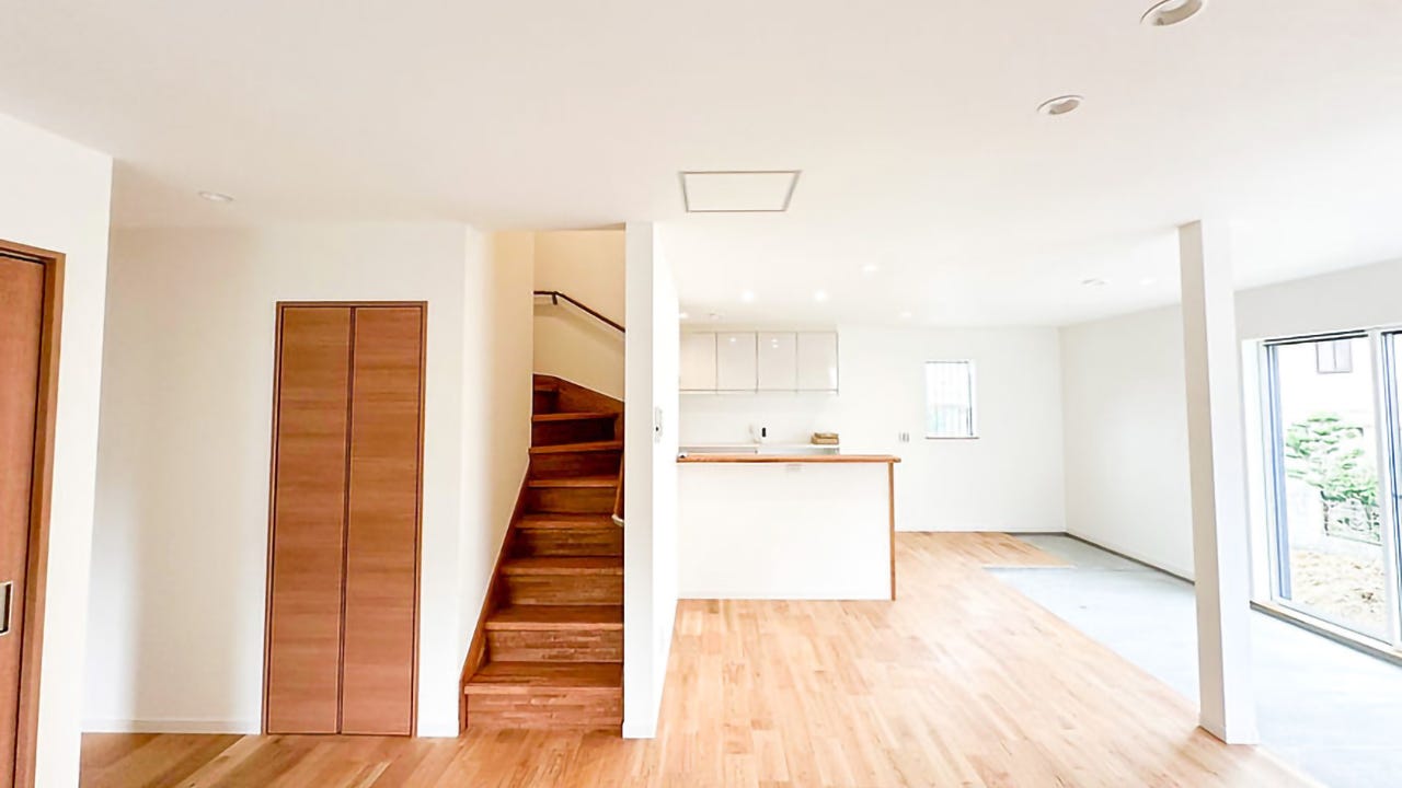 バリアフリー設計 (いろいろな視点から考えてつくる生活導線は
住む人だけでなく、周りの人のことも考え
みんなが暮らしやすい空間を実現しました)