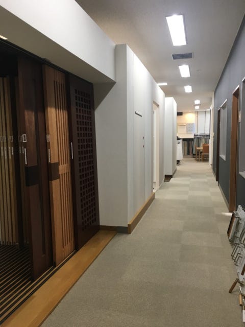 本館打合せショールーム
個室タイプの打合せルームです。