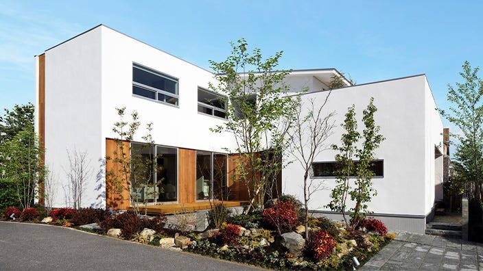 ヤマダホームズ　日進展示場