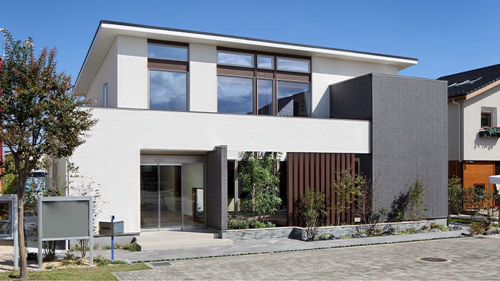 ヤマダホームズ　草津展示場