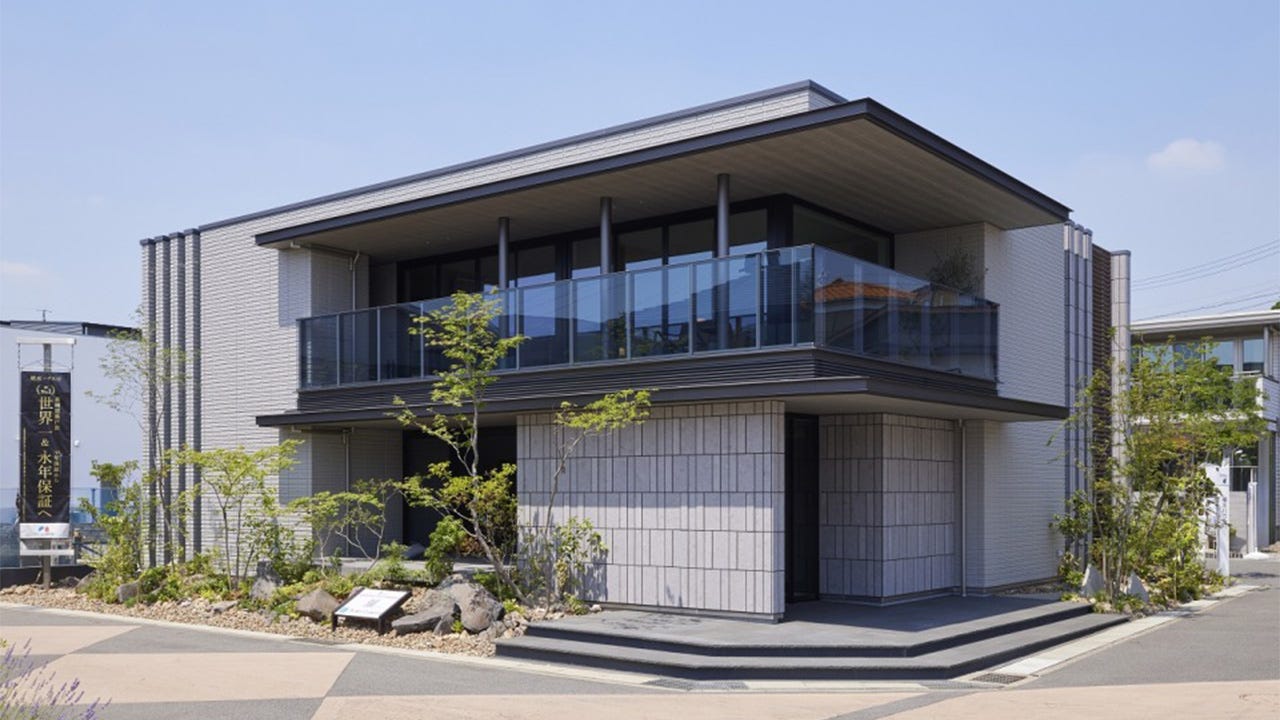 イズ大府展示場