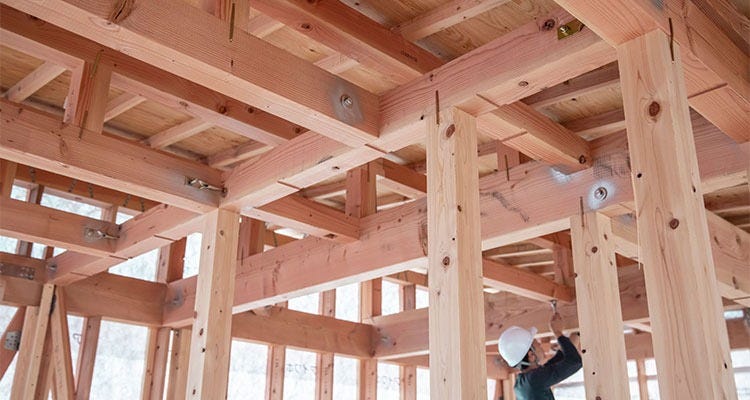 01　木造在来軸組構法の家造りに専念しています