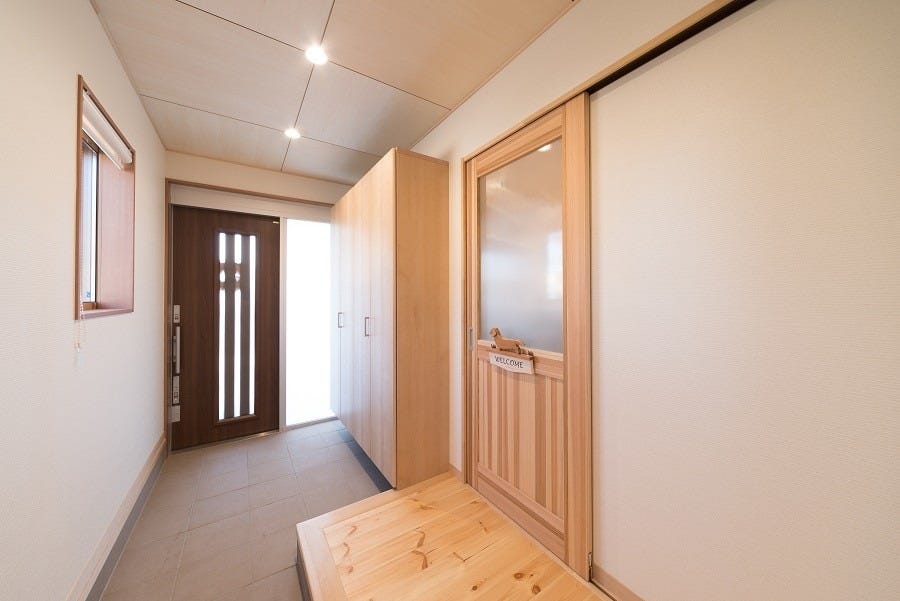 犬と暮らす木が香る平屋住宅