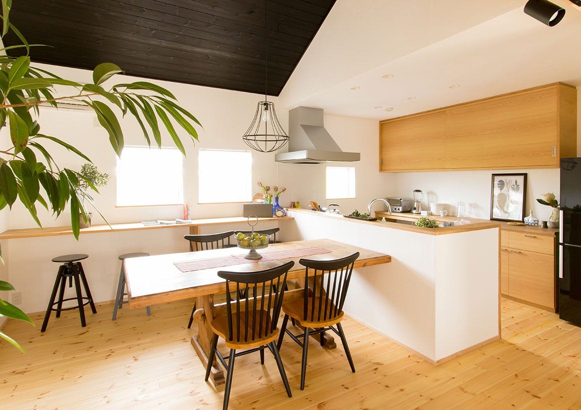 明るく心地よい、対面キッチン