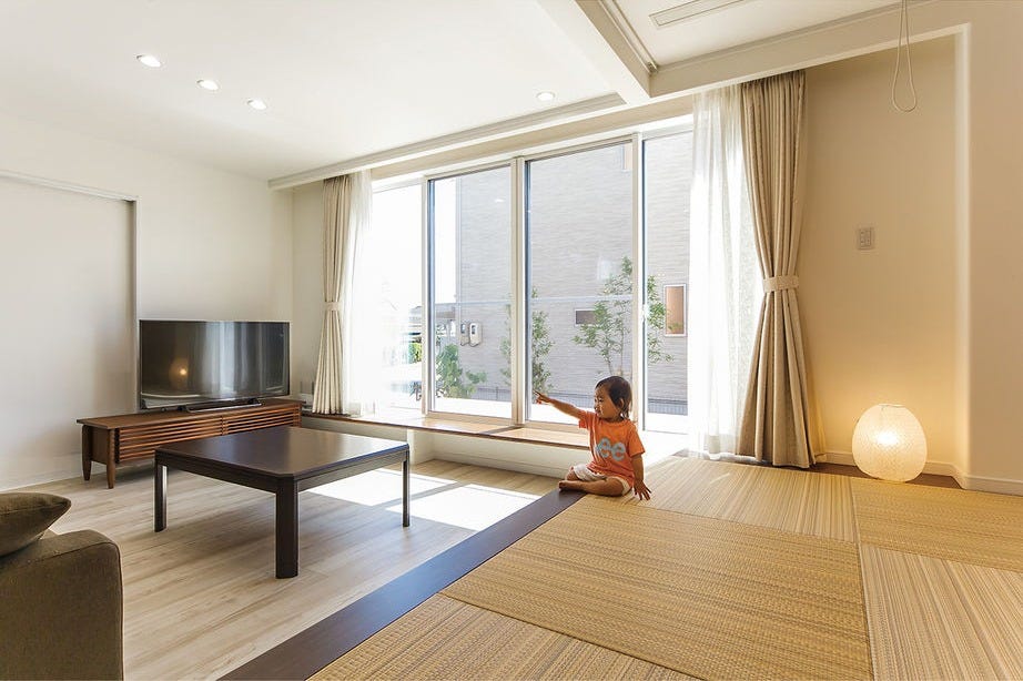 子どもの遊び場やお昼寝スペースとしても重宝するタタミコーナー