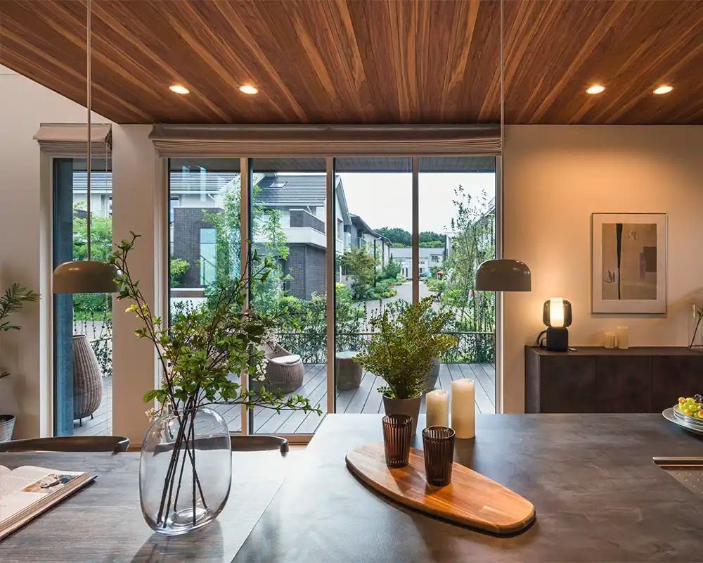 全邸に、お引渡しから50年の長期保証を適用。 定期点検や、24時間コールサービスもあるので安心。