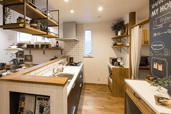 家事＆子育てを愉しくする カフェ風キッチン