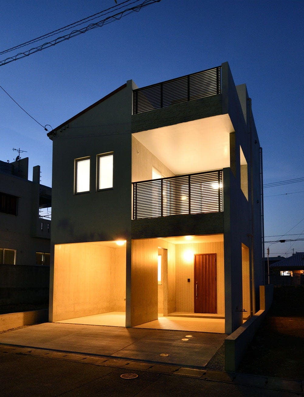 末永くご家族が心から安心して暮らせる住まいを目指して。
私たちはＲＣ住宅にこだわり、ご家族の未来に寄り添います。